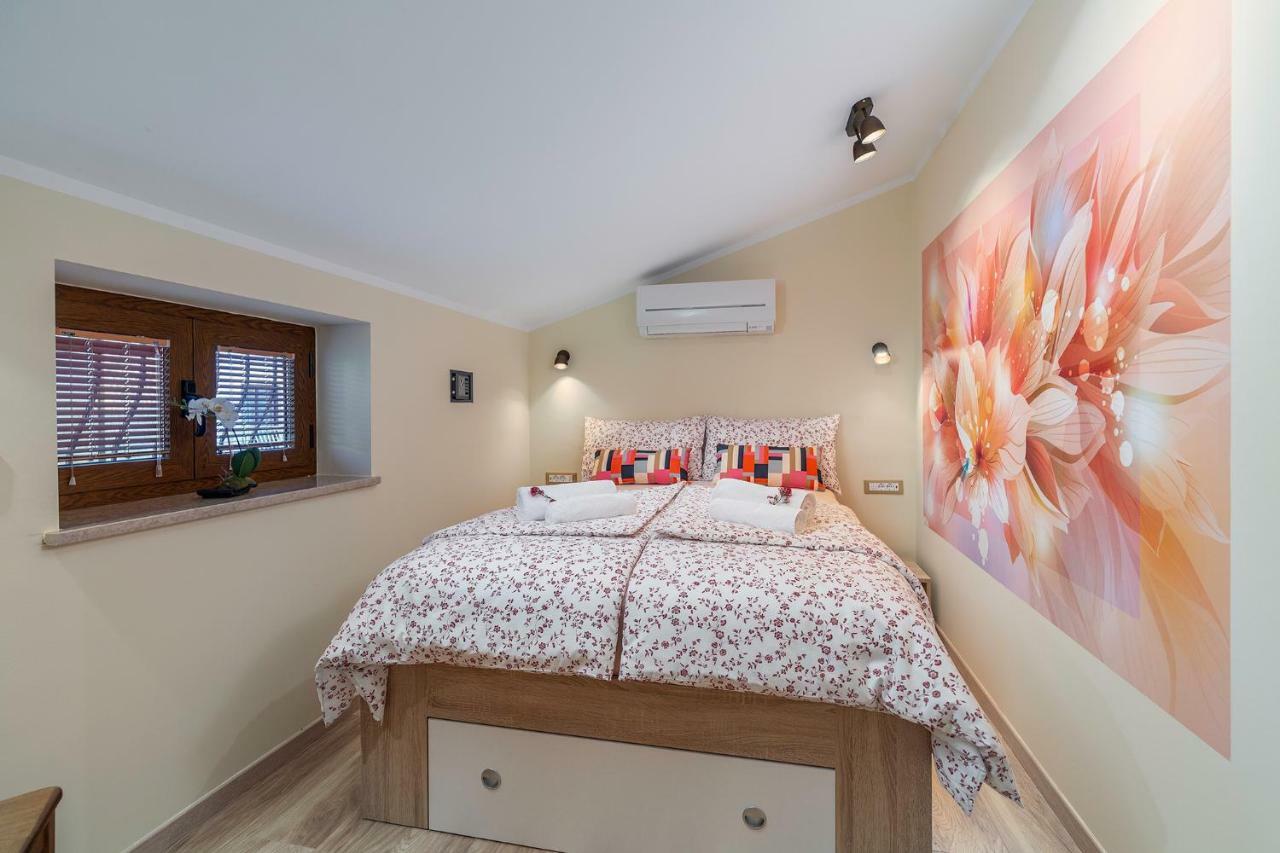 Apartment House Nono Porec